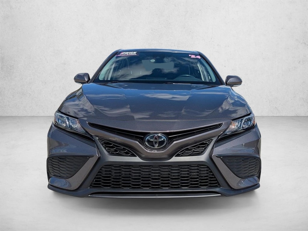 Used 2024 Toyota Camry SE Sedan