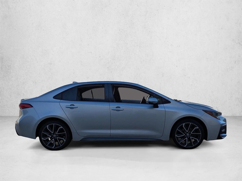 Used 2020 Toyota Corolla SE Sedan