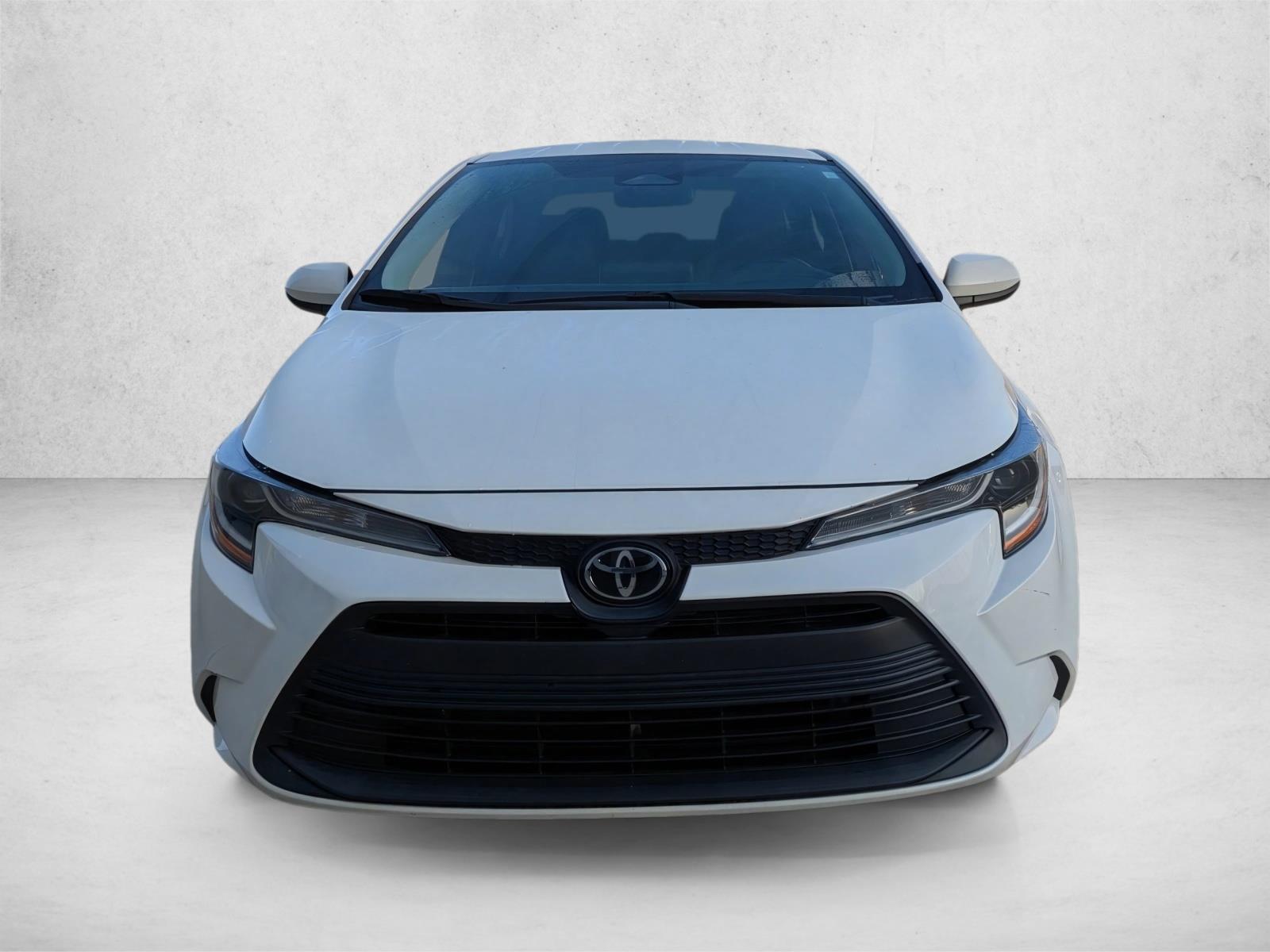 2023 Toyota Corolla LE photo 2