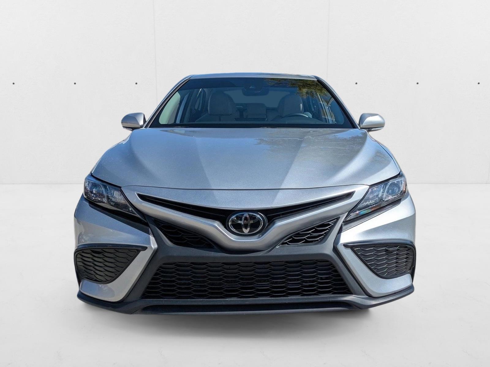 2024 Toyota Camry SE photo 2