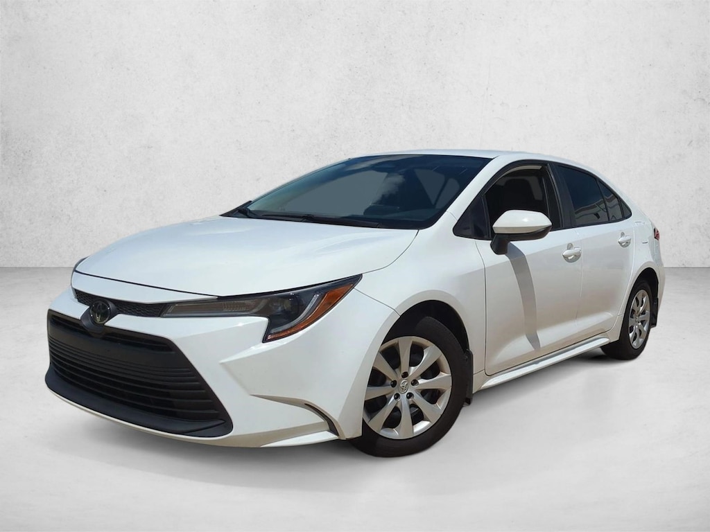 Certified 2025 Toyota Corolla LE Sedan