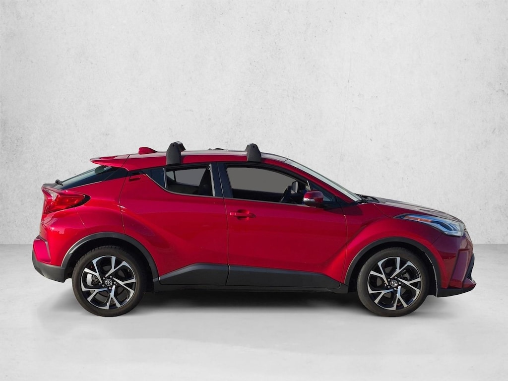 Used 2020 Toyota C-HR XLE SUV
