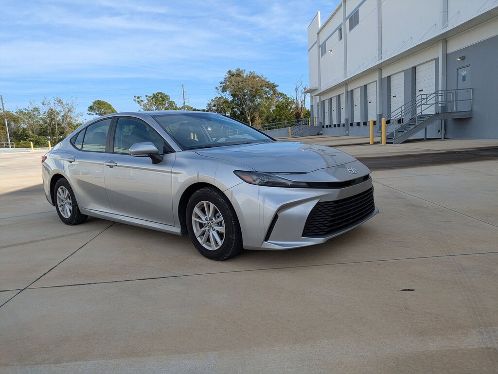 Certified 2025 Toyota Camry SE Sedan