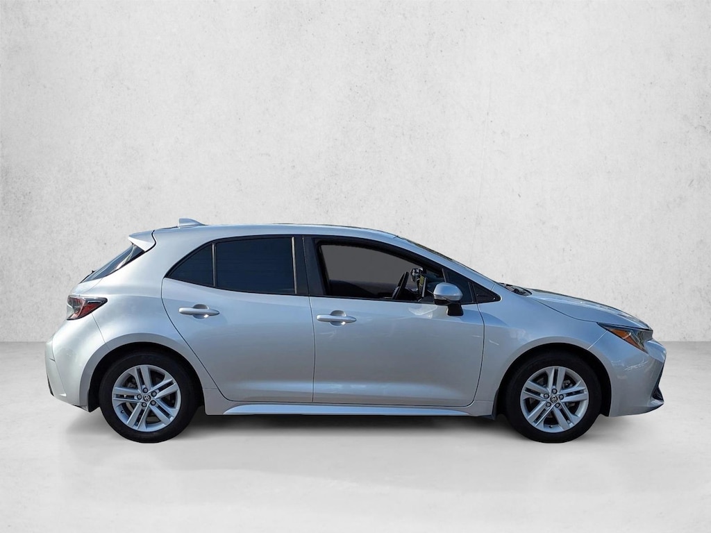 Used 2019 Toyota Corolla Hatchback SE Hatchback
