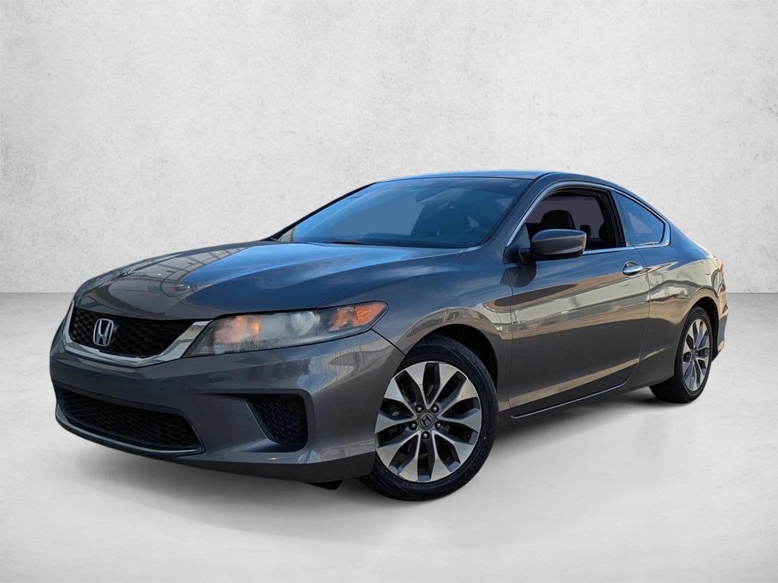 Used 2015 Honda Accord LX-S with VIN 1HGCT1B38FA008434 for sale in Winter Park, FL
