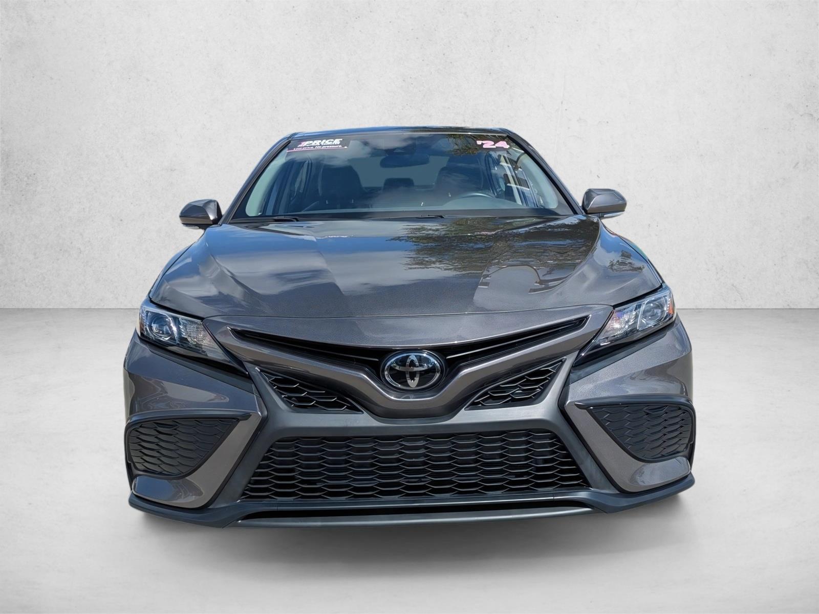 2024 Toyota Camry SE photo 2