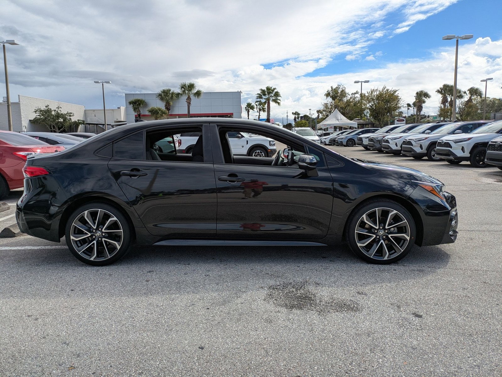 2022 Toyota Corolla SE photo 4