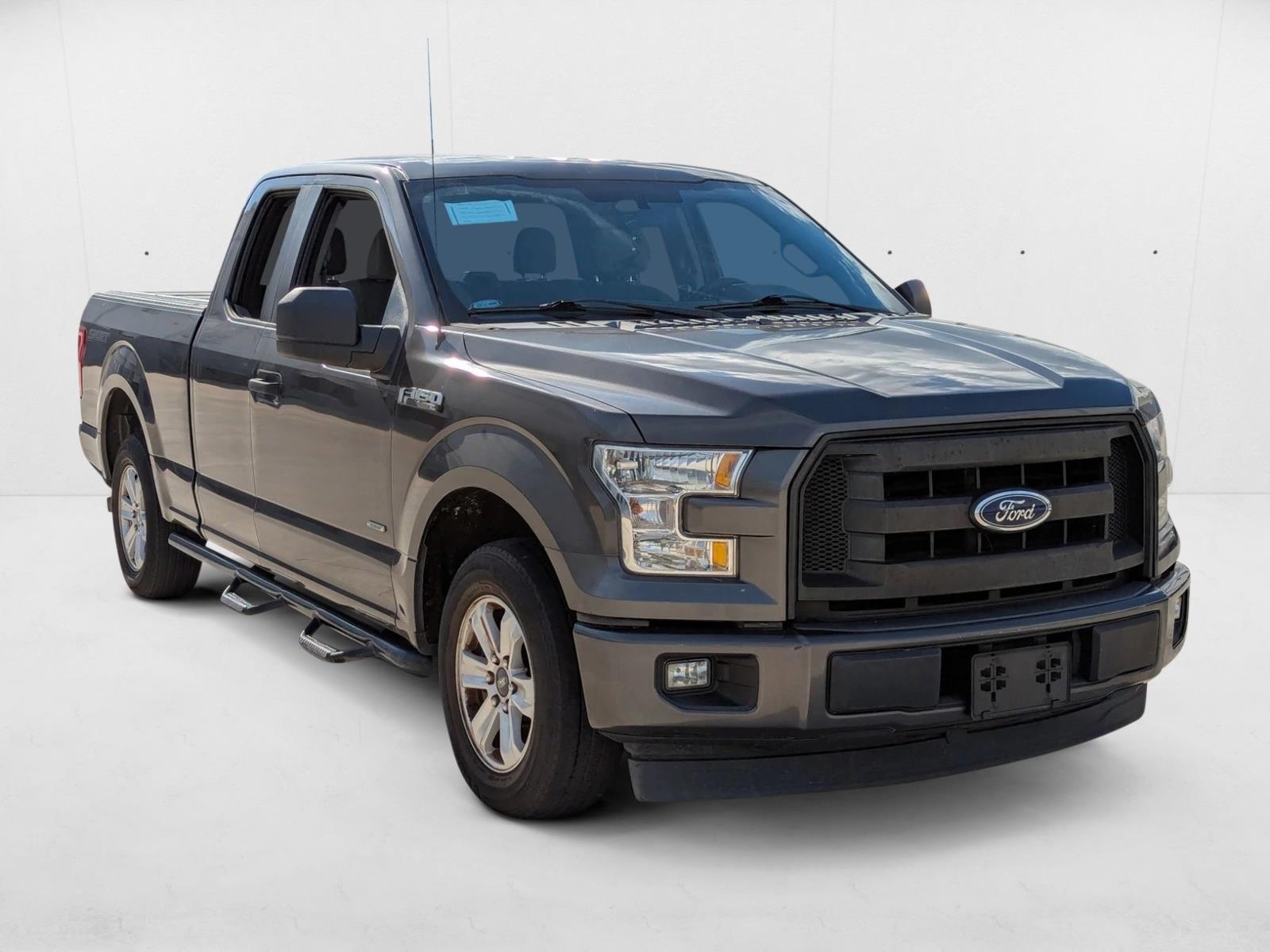 2017 Ford F-150 XL photo 3