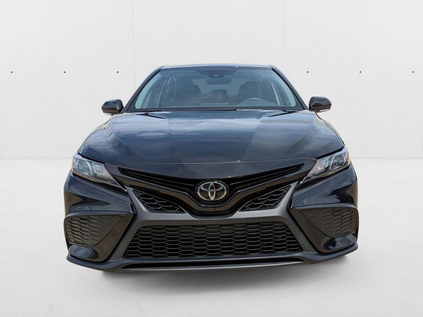 2024 Toyota Camry SE photo 2