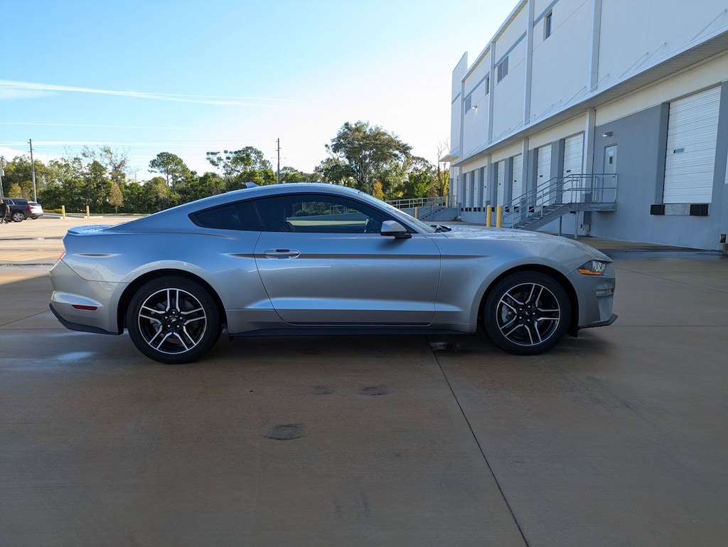 Used 2022 Ford Mustang  Coupe