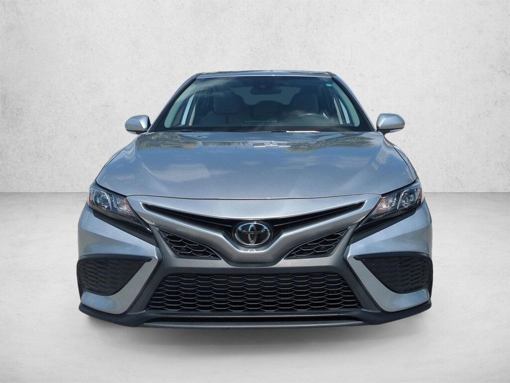 Used 2023 Toyota Camry SE Sedan