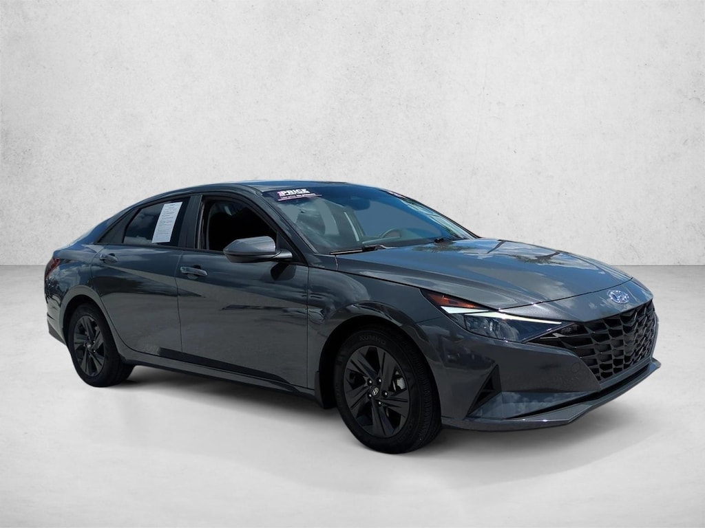 Used 2023 Hyundai Elantra SEL Sedan