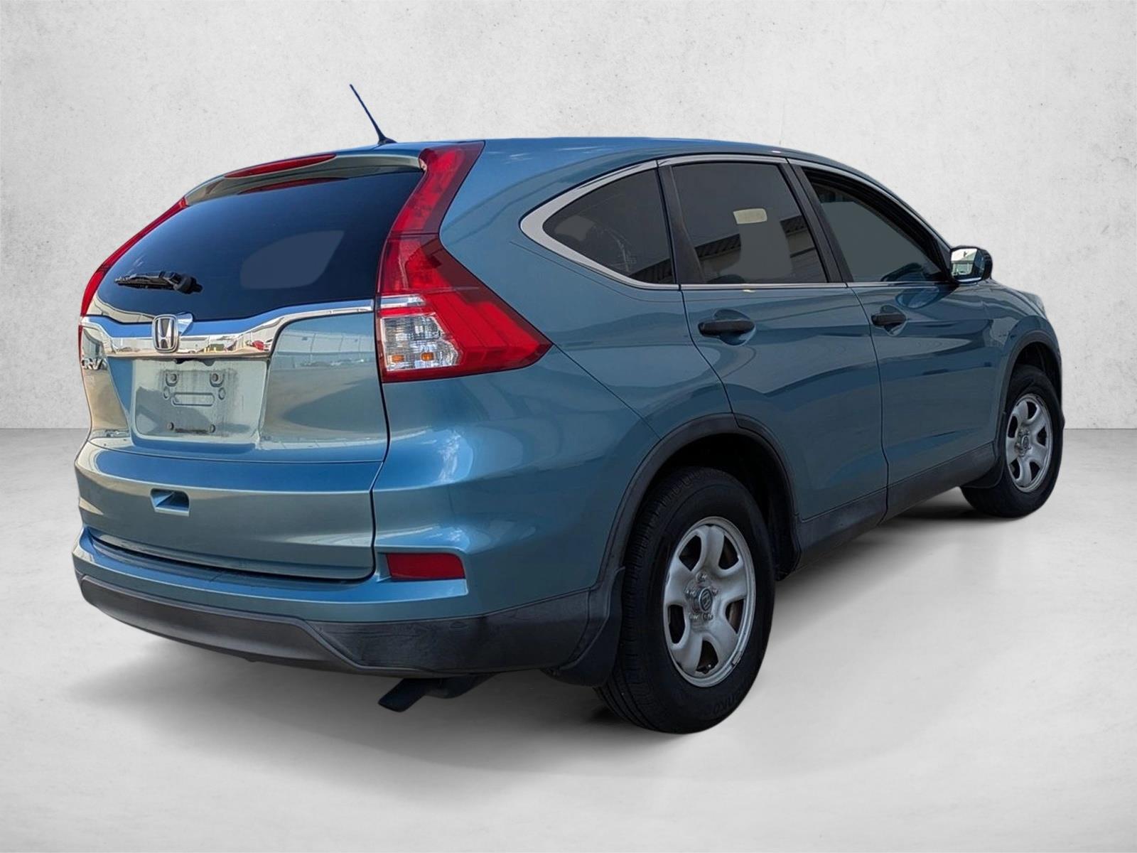 2015 Honda CR-V LX photo 4