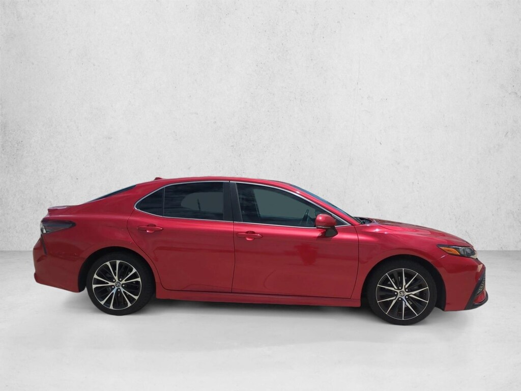 Used 2023 Toyota Camry SE Sedan