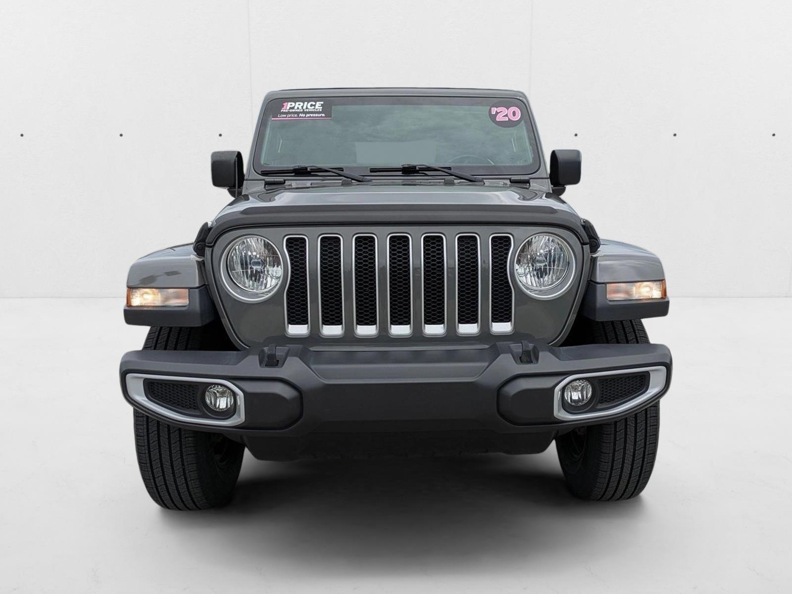 2020 Jeep Wrangler Unlimited Sahara photo 2