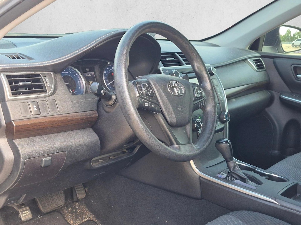 Used 2016 Toyota Camry LE Sedan