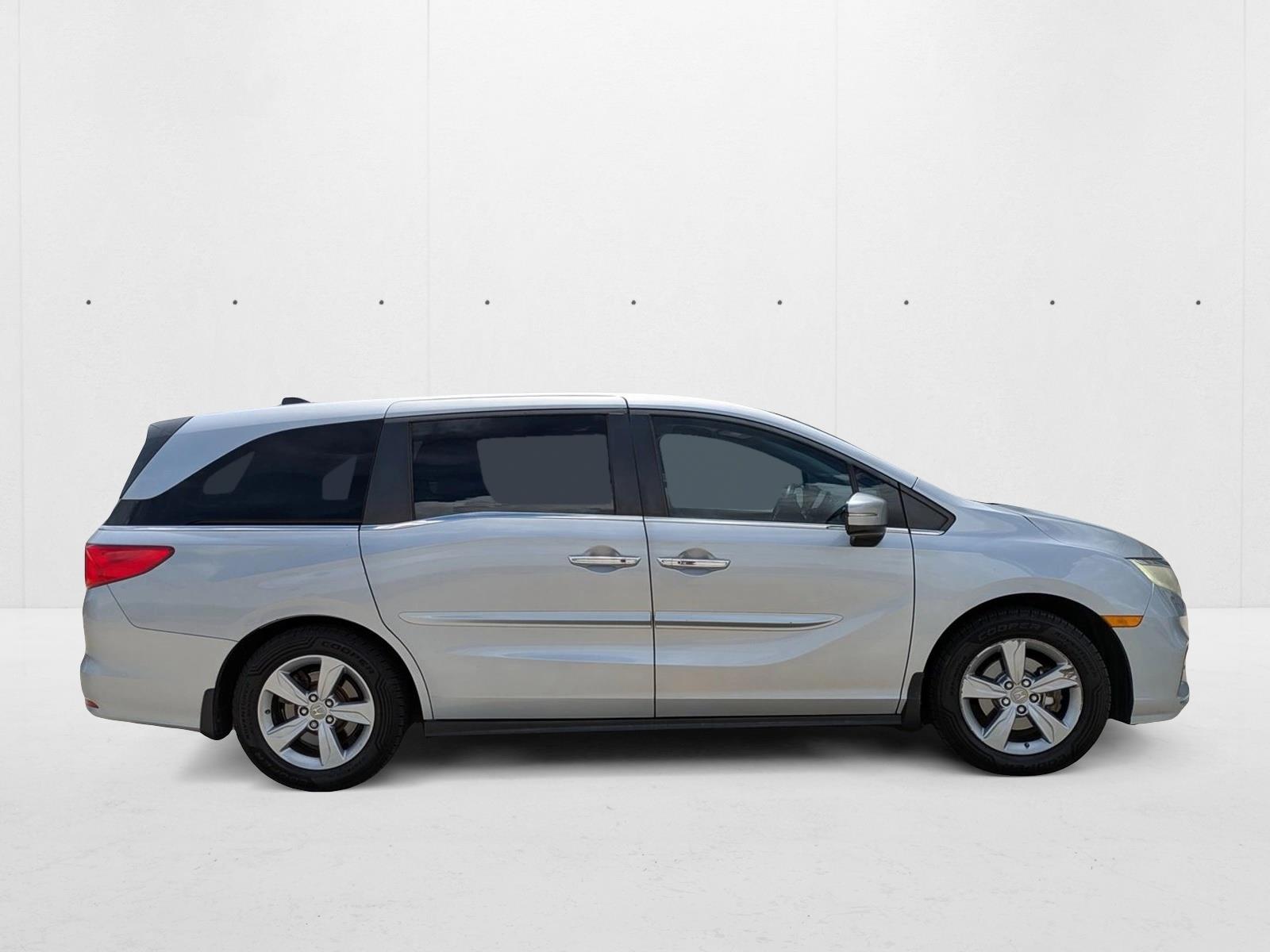 2018 Honda Odyssey EX-L photo 4