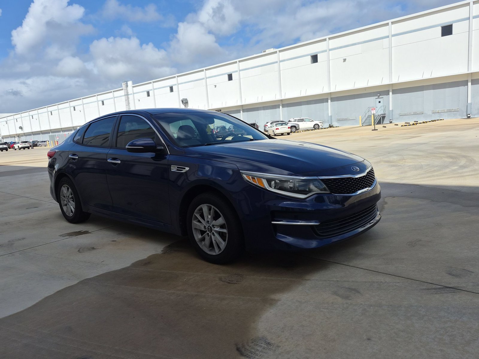 Used 2017 Kia Optima LX Sedan