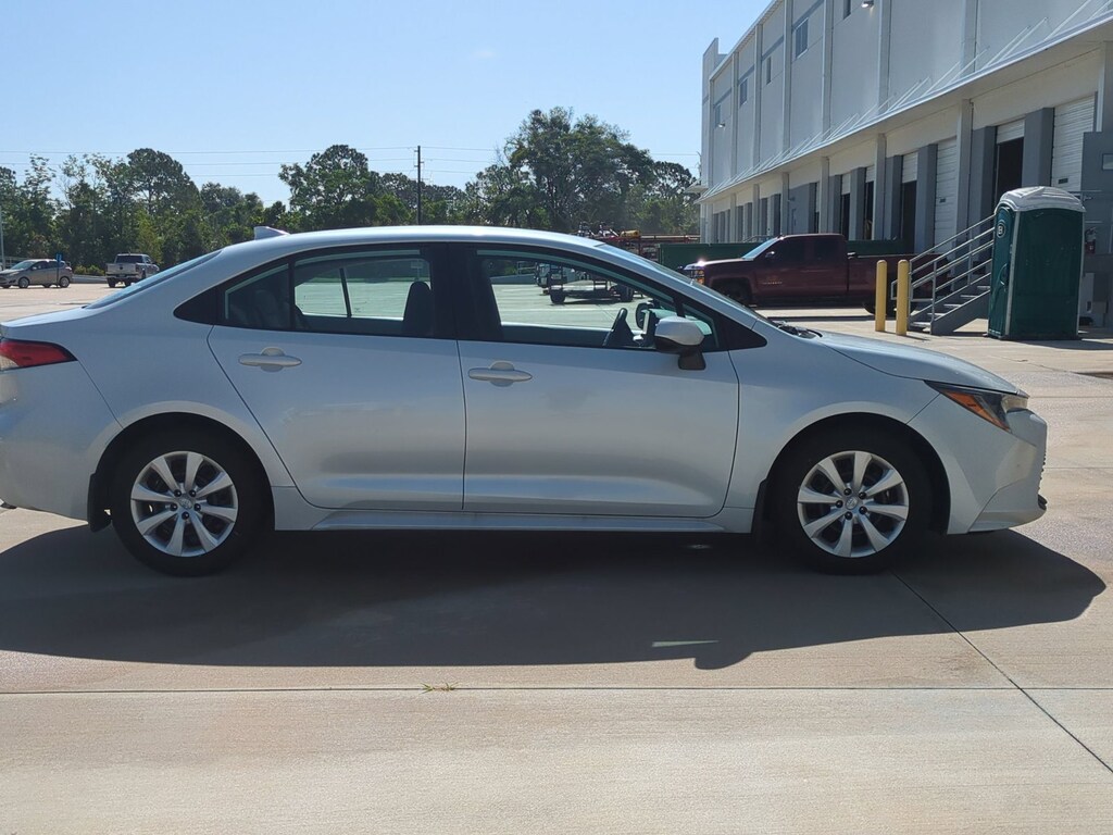 Used 2025 Toyota Corolla LE Sedan