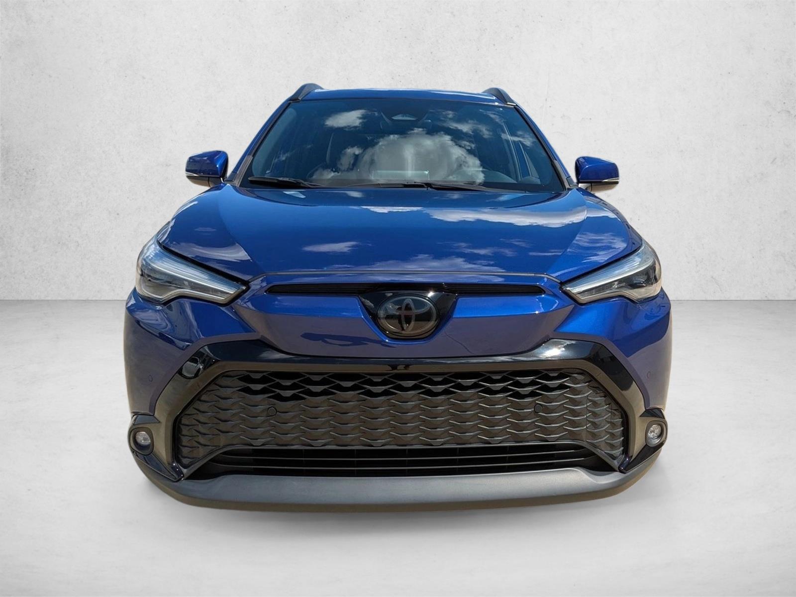 2023 Toyota Corolla Hybrid XSE photo 2