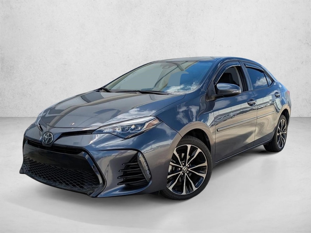 Used 2017 Toyota Corolla SE Sedan
