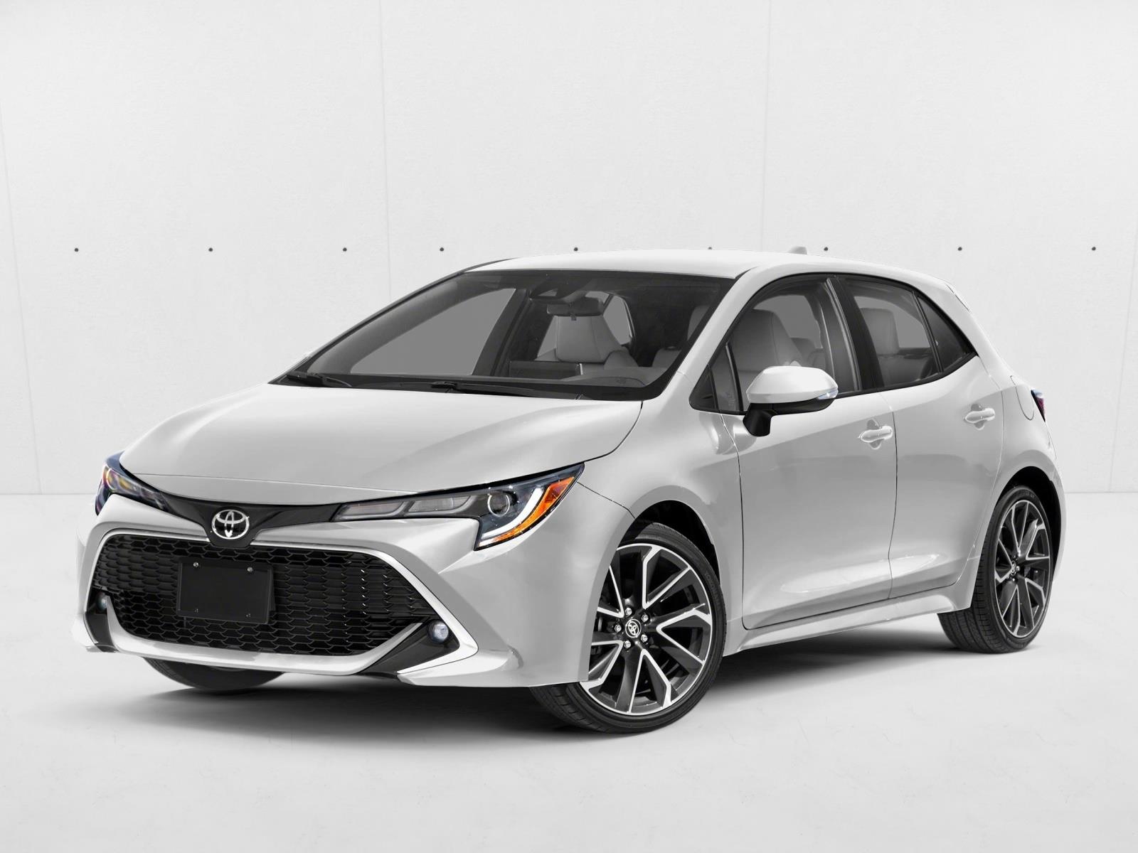 2021 Toyota Corolla Hatchback XSE's photo
