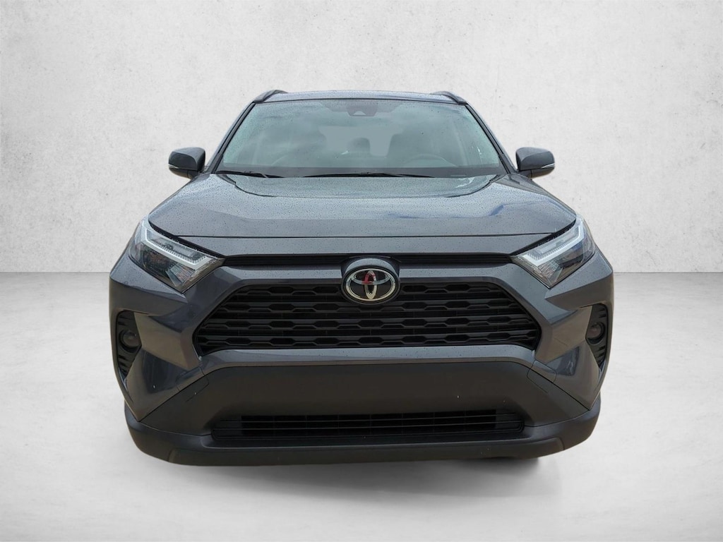 Used 2025 Toyota RAV4 Hybrid XLE SUV