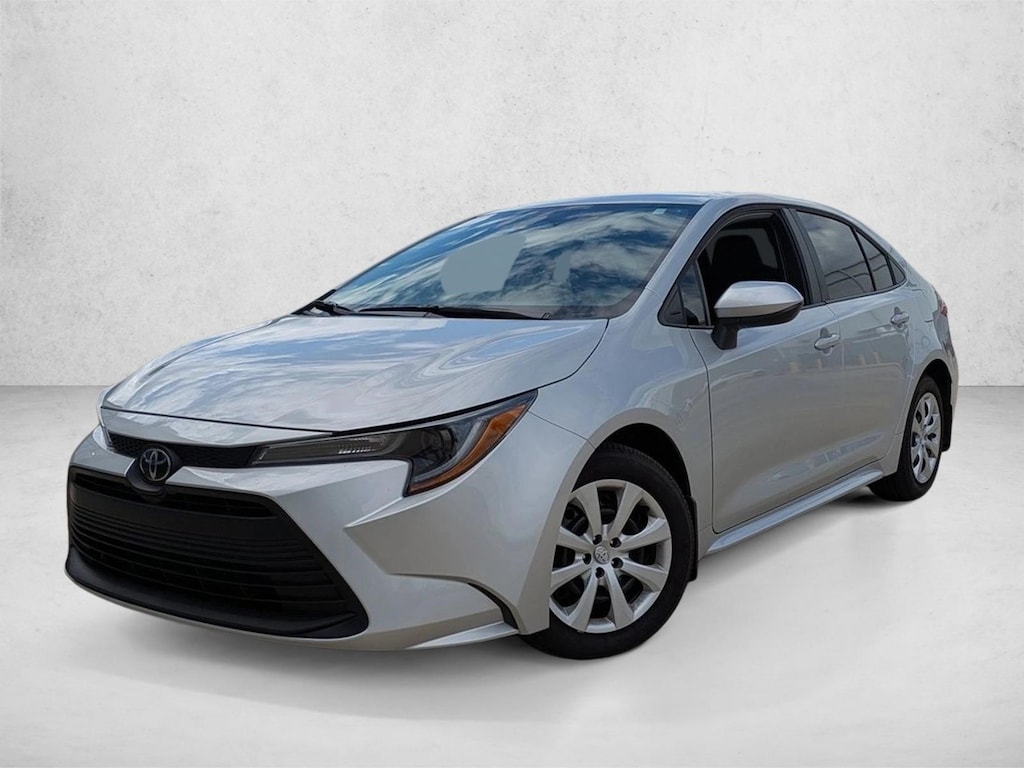 Used 2025 Toyota Corolla LE Sedan