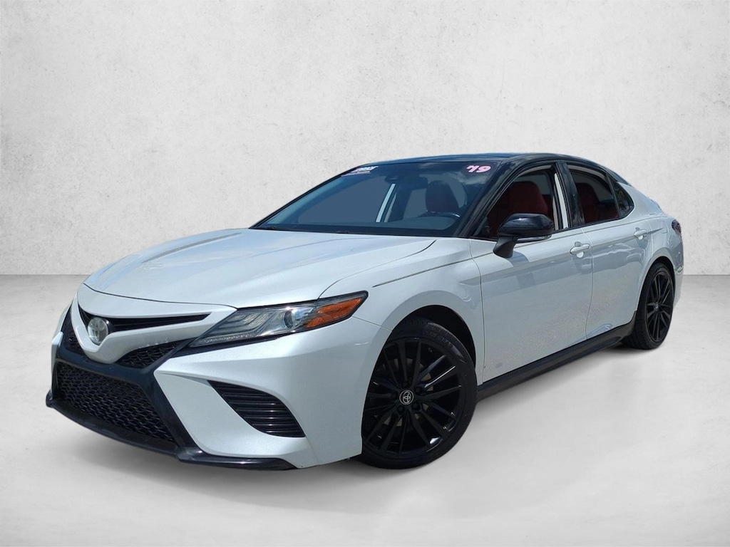 Used 2019 Toyota Camry XSE Sedan