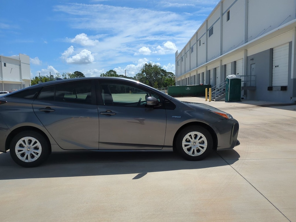 Certified 2019 Toyota Prius LE Hatchback