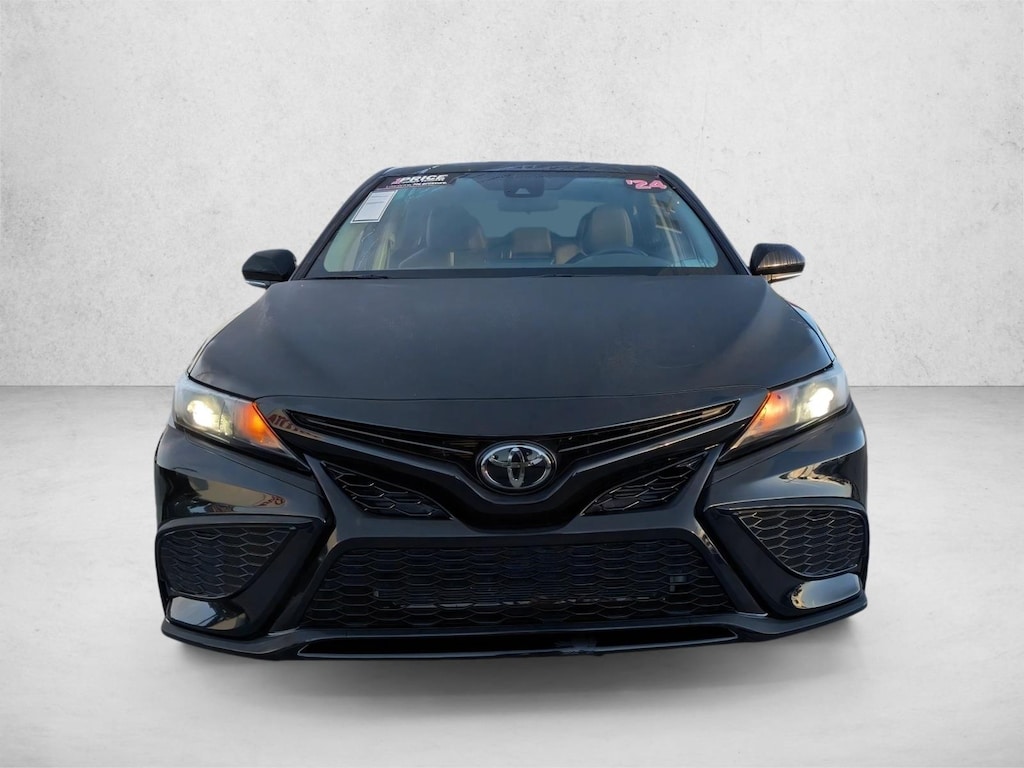 Used 2024 Toyota Camry SE Sedan