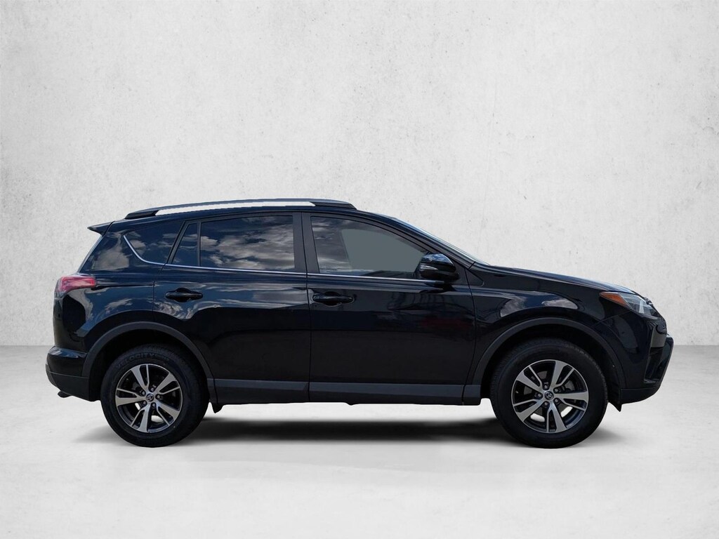 Used 2018 Toyota RAV4 XLE SUV