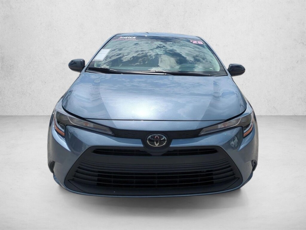 Certified 2025 Toyota Corolla LE Sedan
