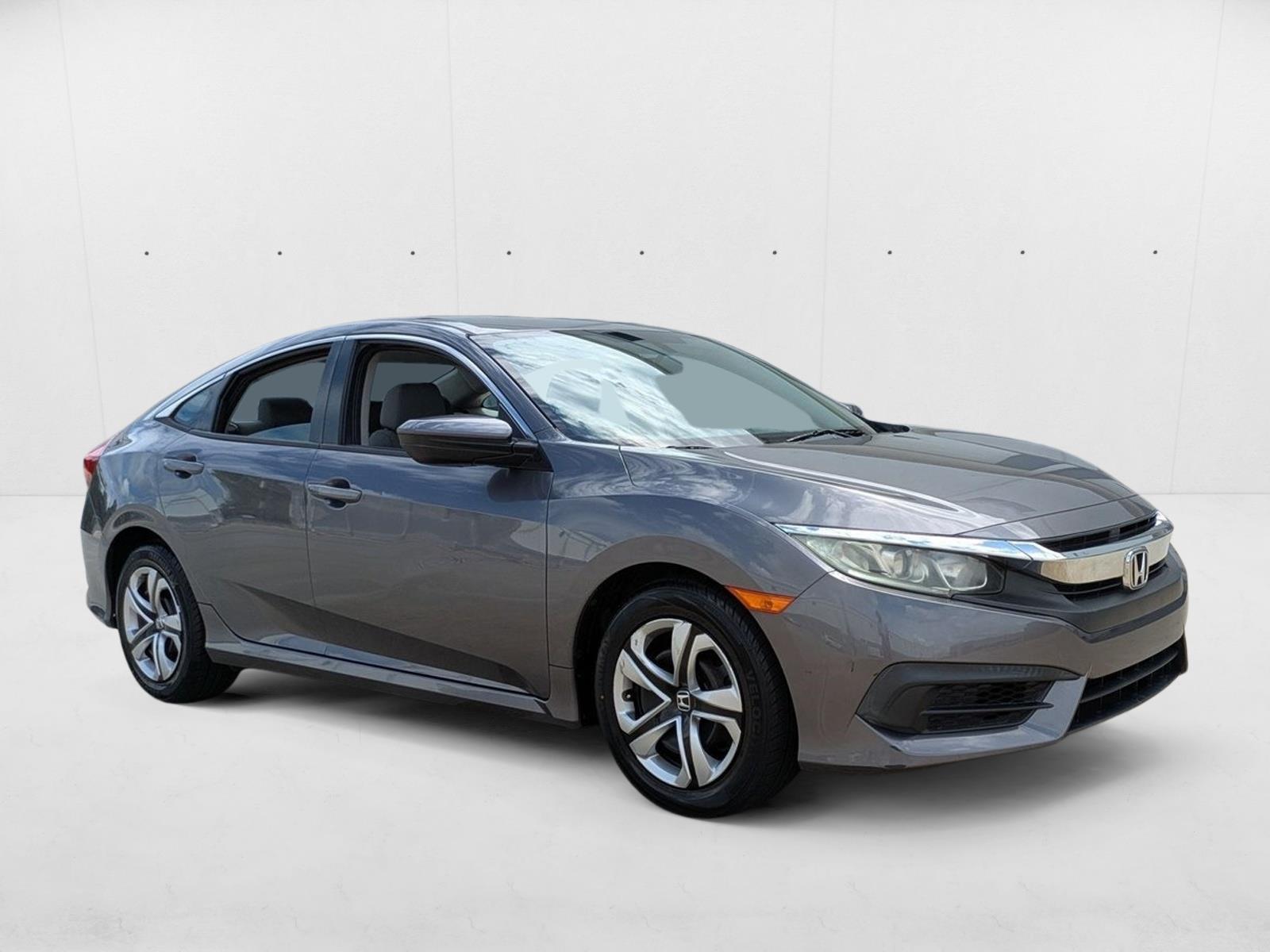 2017 Honda Civic LX photo 3