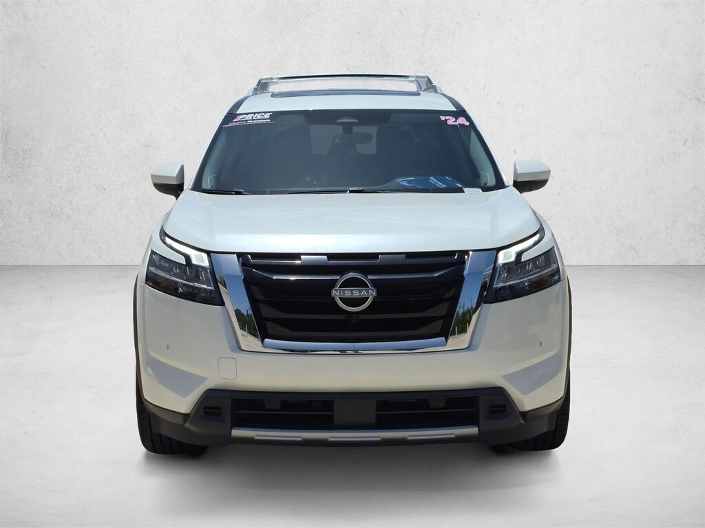 Used 2024 Nissan Pathfinder Platinum SUV