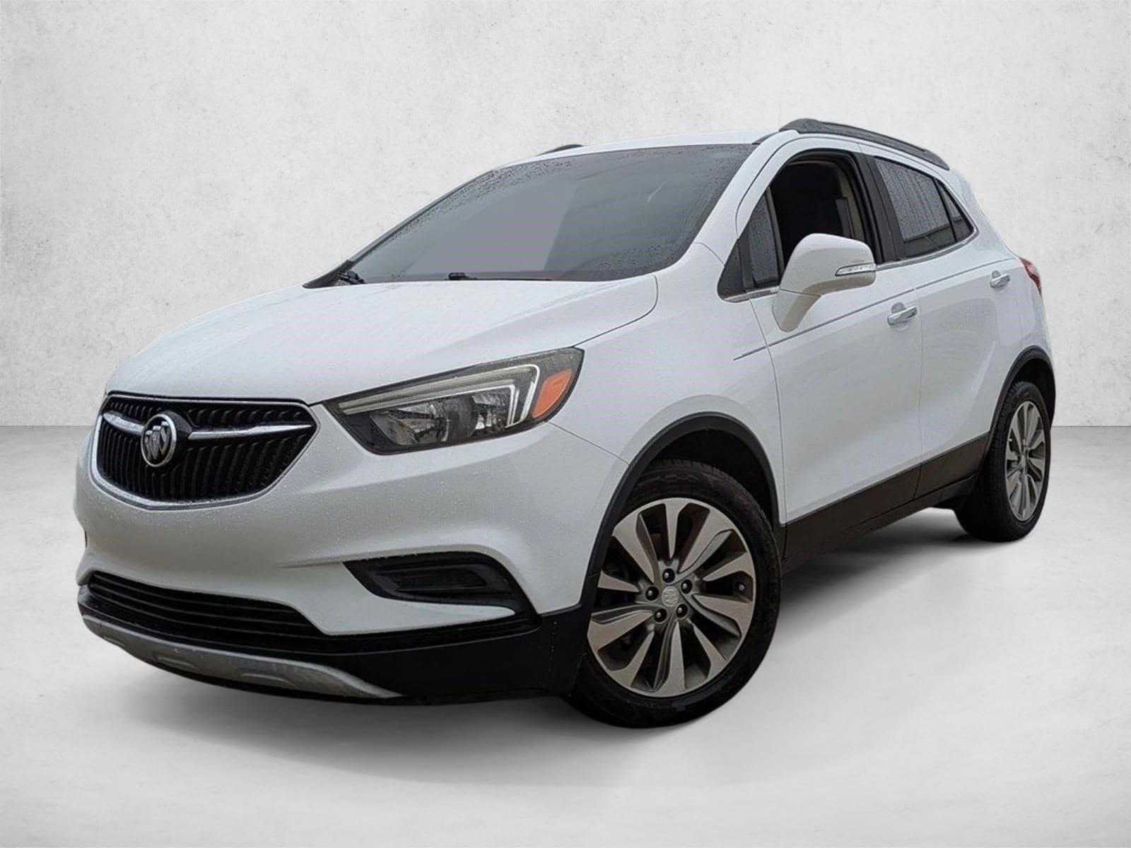 2017 Buick Encore Preferred's photo