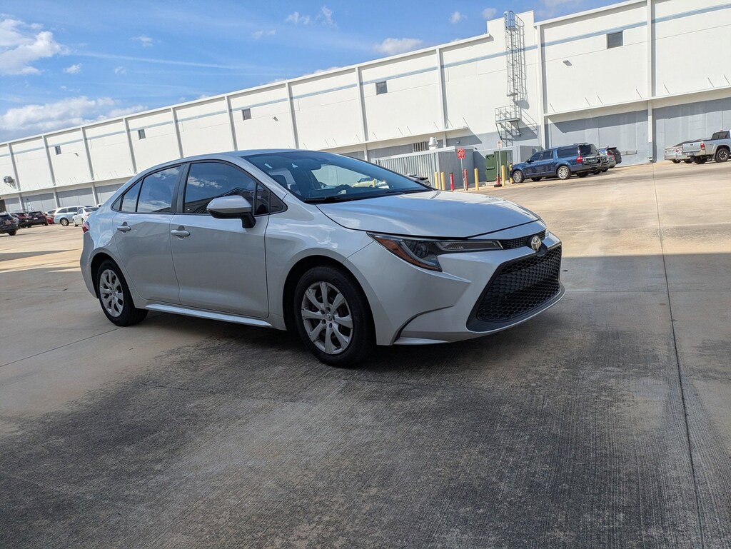 Used 2021 Toyota Corolla LE Sedan