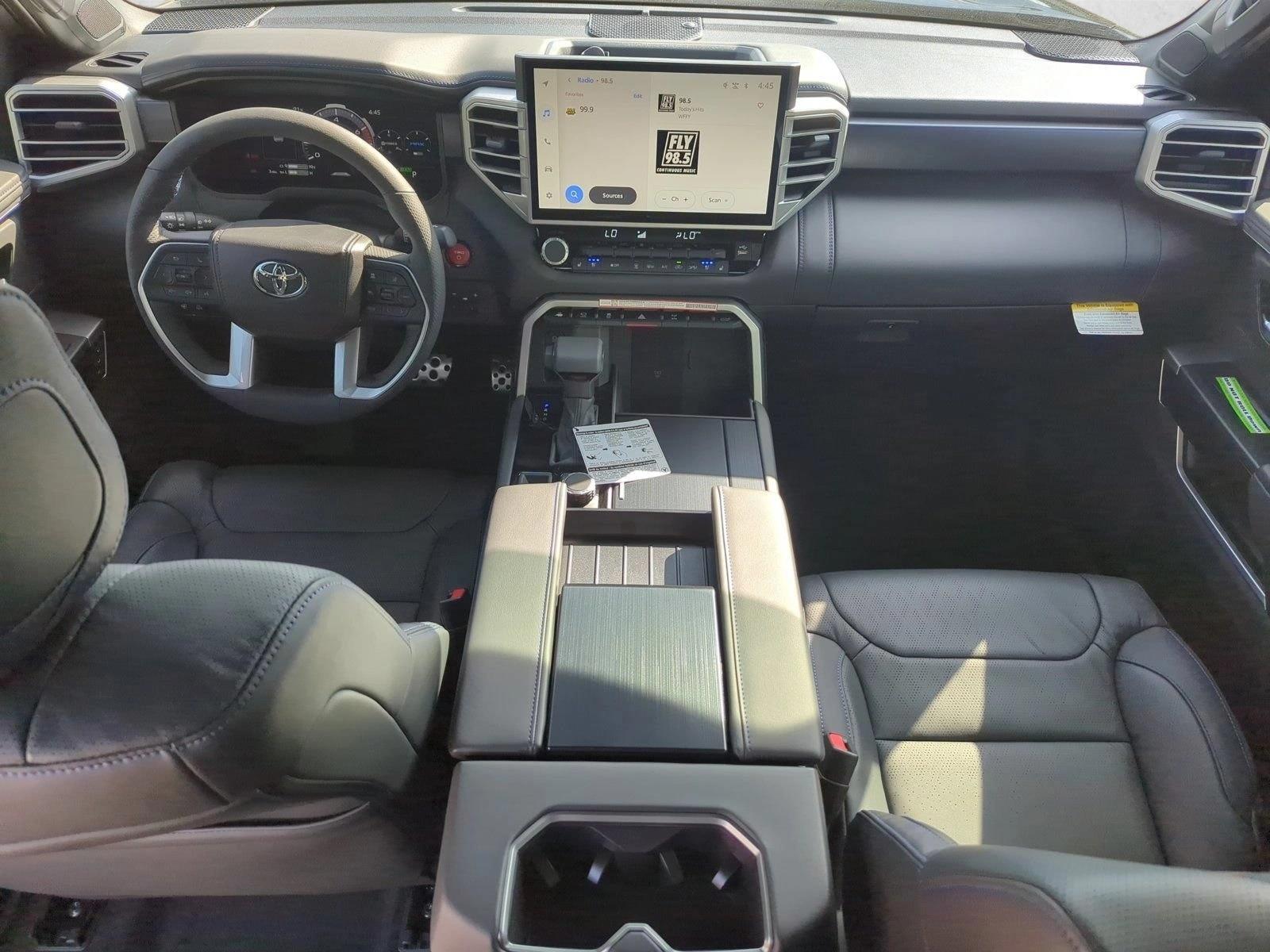 2025 Toyota Tundra Platinum - Photo 15