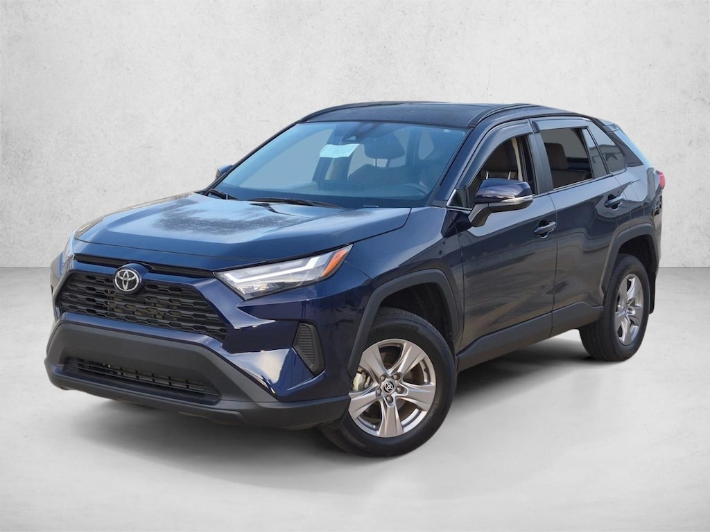 Used 2025 Toyota RAV4 XLE SUV