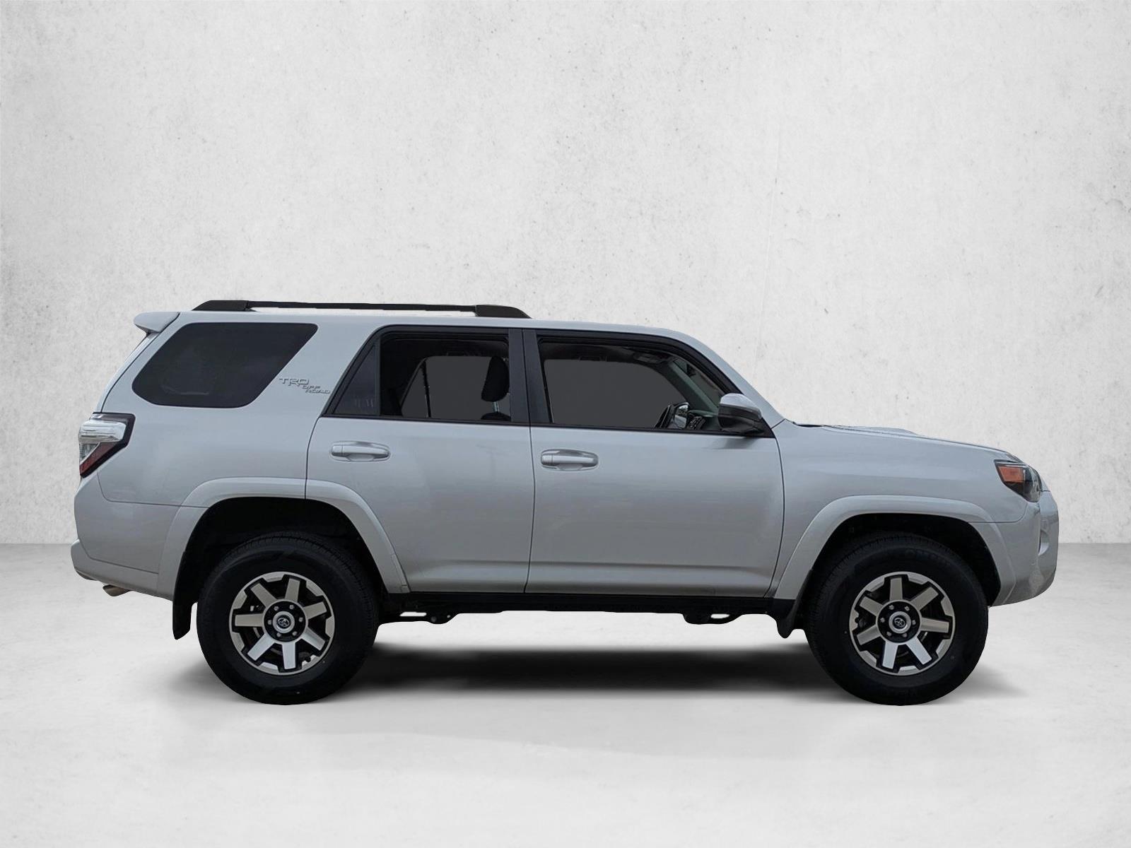 2021 Toyota 4Runner TRD photo 4