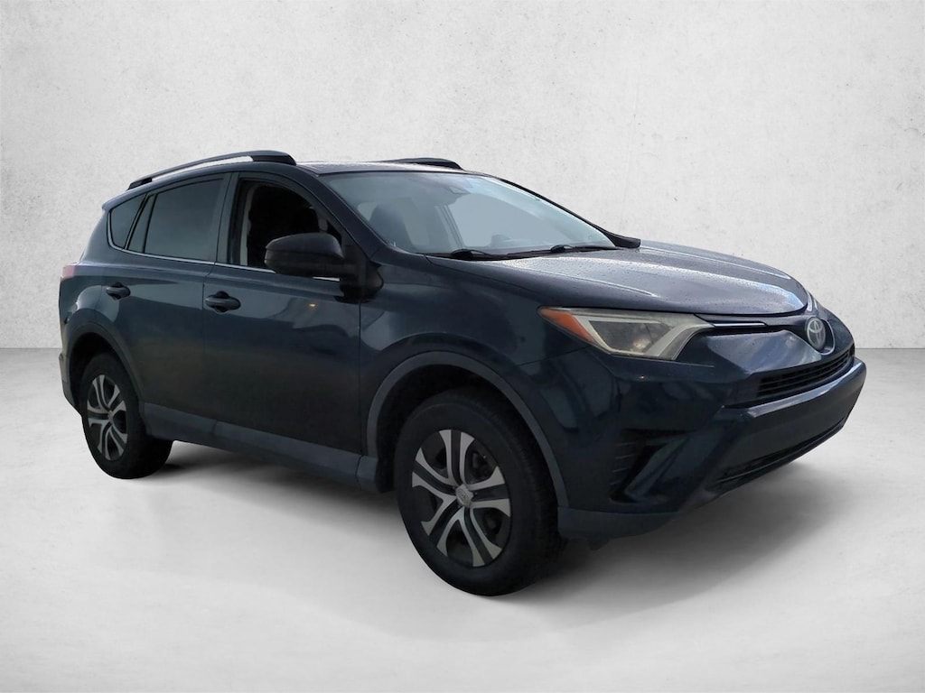 Used 2017 Toyota RAV4 LE SUV