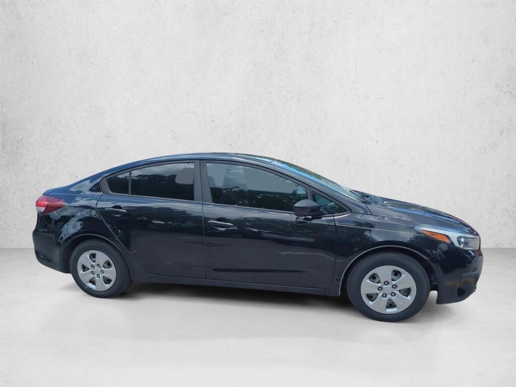 Used 2017 Kia Forte LX Sedan