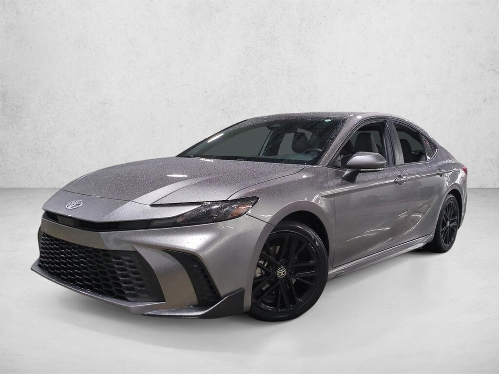 Used 2025 Toyota Camry SE Sedan