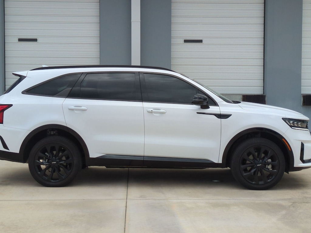 Used 2023 Kia Sorento SX SUV