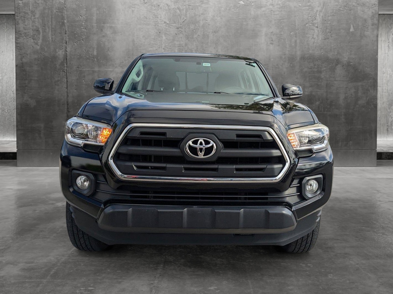 Used 2017 Toyota Tacoma SR5 with VIN 3TMCZ5AN2HM099553 for sale in Winter Park, FL