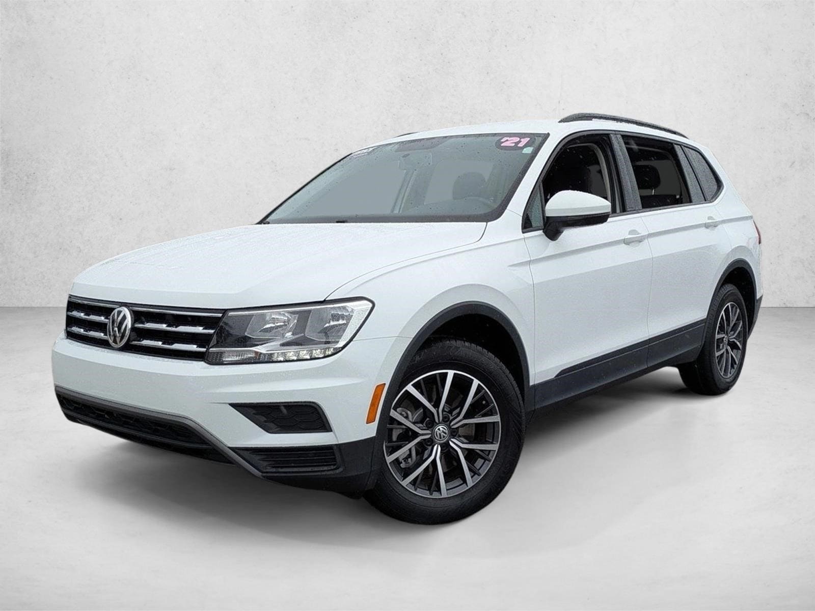 2021 Volkswagen Tiguan S's photo