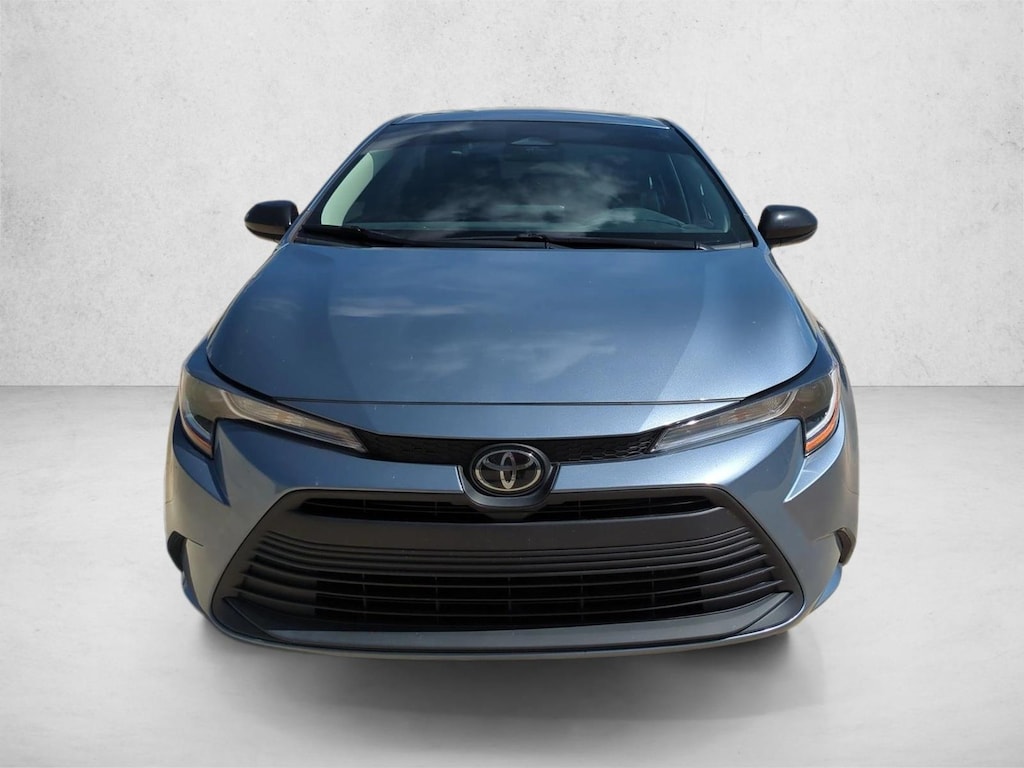 Used 2025 Toyota Corolla LE Sedan