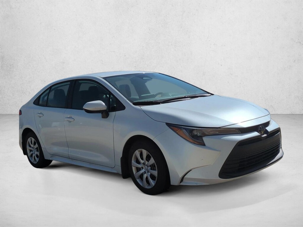 Used 2025 Toyota Corolla LE Sedan