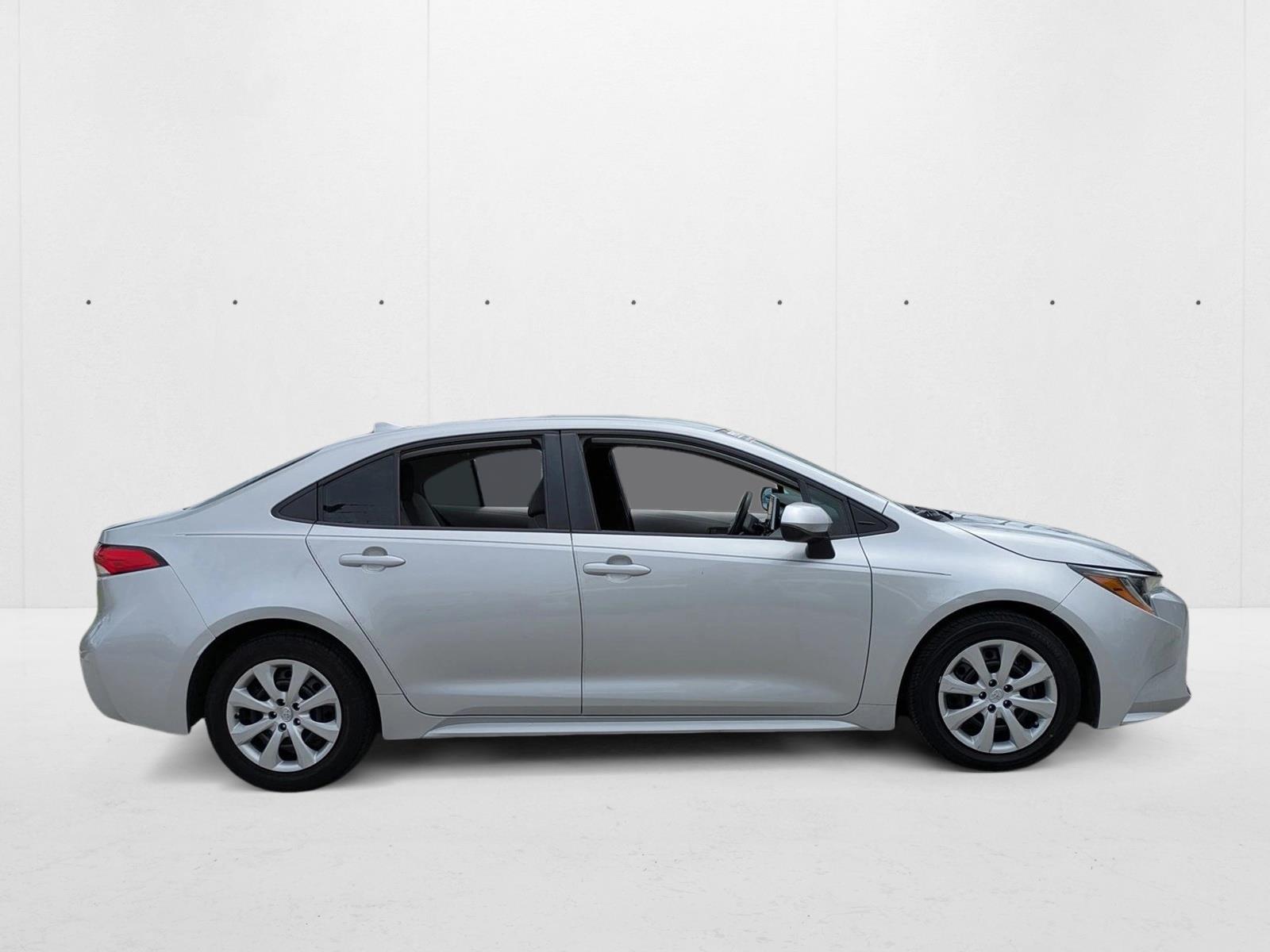 2020 Toyota Corolla LE photo 4