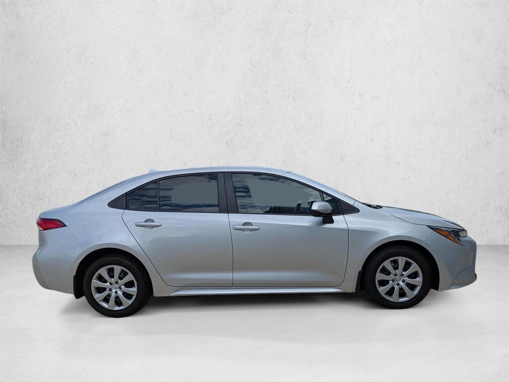Used 2025 Toyota Corolla LE Sedan